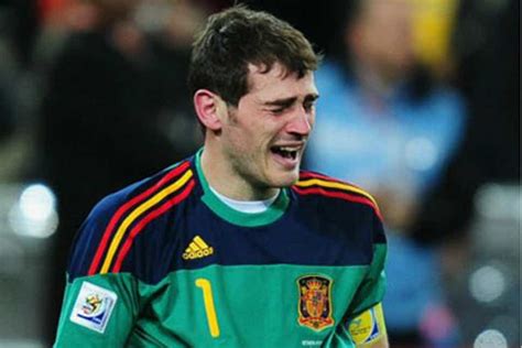 Iker Casillas: Die emotionale Achterbahnfahrt seiner Fußballkarriere und die überraschende Rückkehr zur Musik